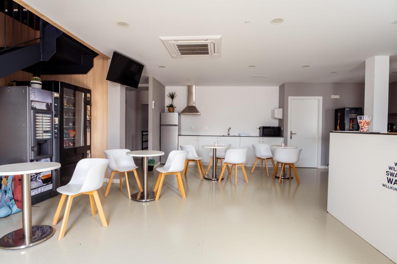Albergue Gbc Caldas كالداس دي ريس المظهر الخارجي الصورة